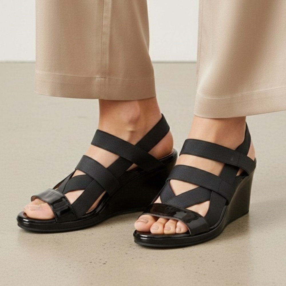AQUATALIA Black Patent Leather Elastic Strap Wedge Sandals Size 6